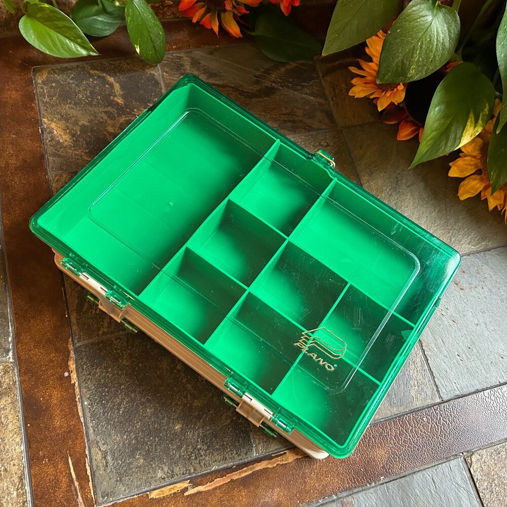 Plano Magnum Double Sided Tackle Box - Picture 2 of 12